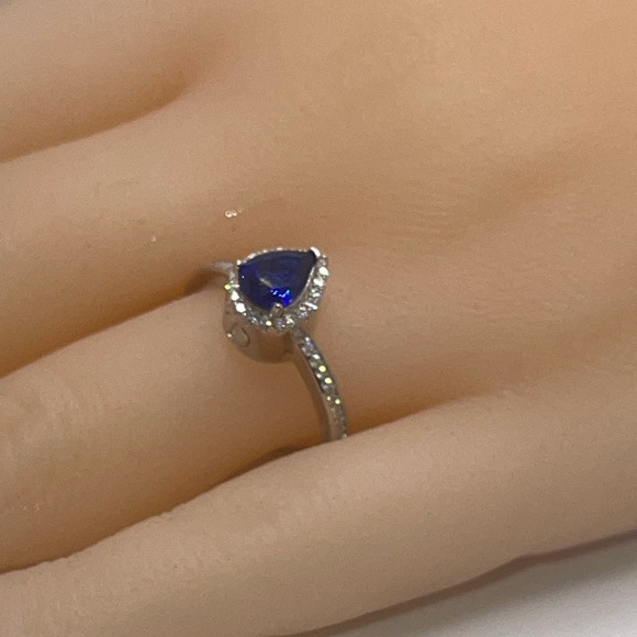 GRA Certifed Diamond Urn Ring, custom made urn keepsake ring for ashes, teardrop - Picture 3 of 5